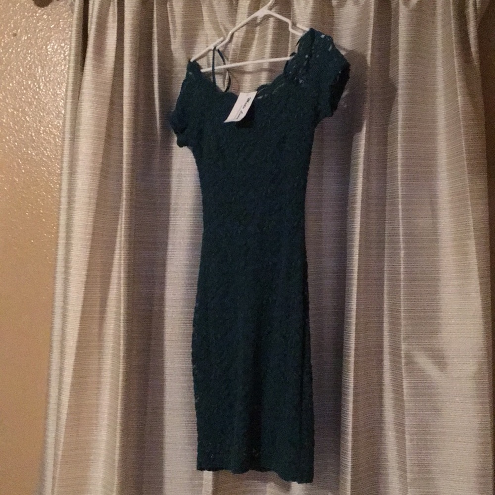 off the shoulders  lace cocktail dress.